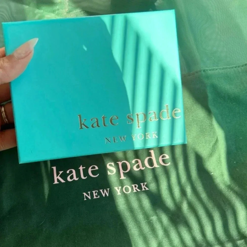 Kate Spade New York Vintage Gift Box